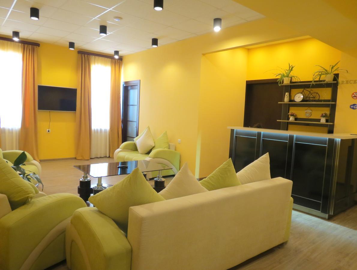Your Home Hotel Τυφλίδα Εξωτερικό φωτογραφία