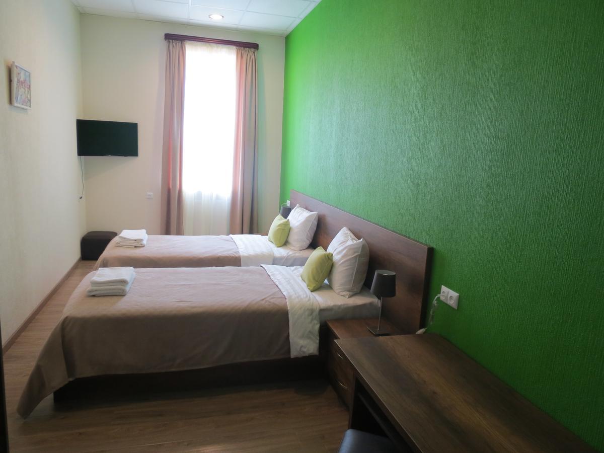 Your Home Hotel Τυφλίδα Εξωτερικό φωτογραφία