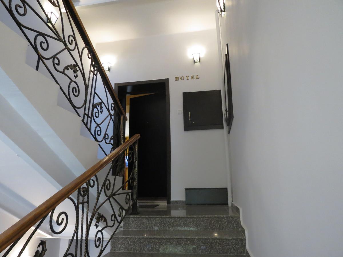 Your Home Hotel Τυφλίδα Εξωτερικό φωτογραφία