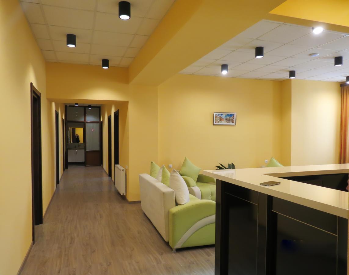 Your Home Hotel Τυφλίδα Εξωτερικό φωτογραφία